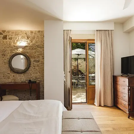 Z Boutique Panormos (Crete)